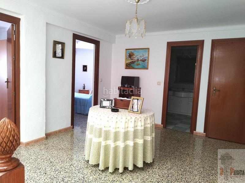 Foto 4b57f8a4-b93f-463a-b34b-308cde001c37. House with parking in Campillos