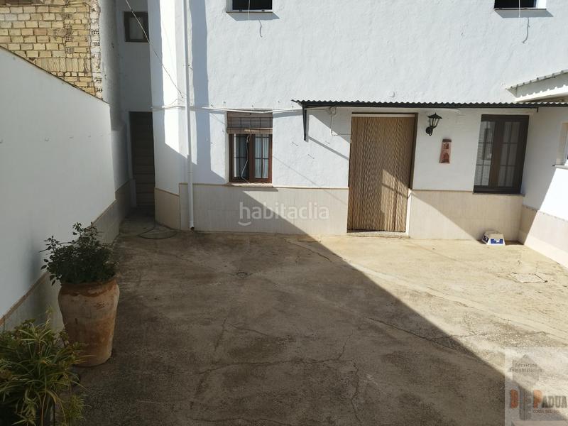 Foto f6a1e217-6409-4ddf-a5cb-9eb16e74c0dc. House with parking in Campillos