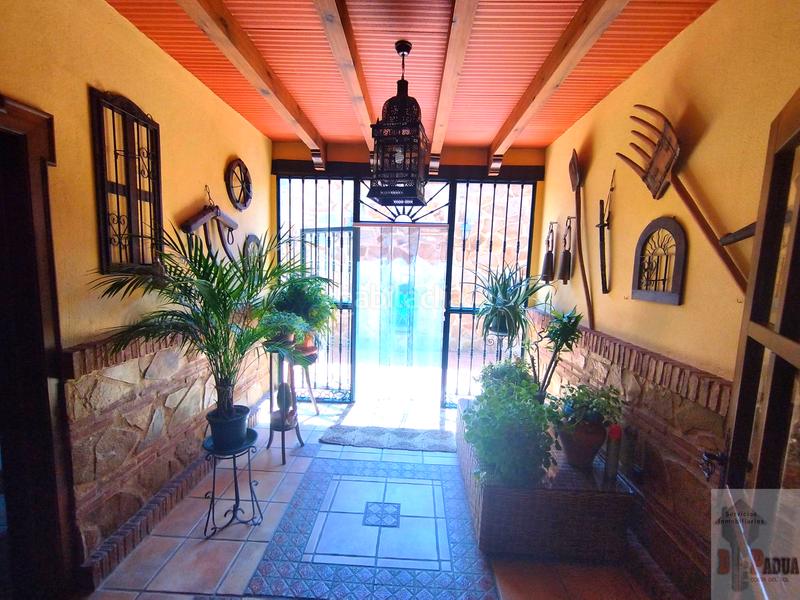 Foto 8e2de4ca-9105-4521-a5d5-0bd9e1a17aa2. Chalet  en Campillos