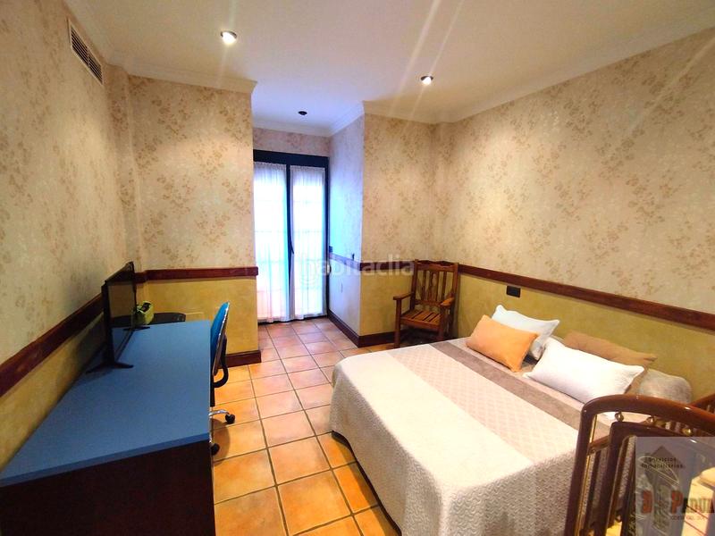 Foto b2d3051e-c963-4e24-8eb6-894ed9711380. Chalet  en Campillos