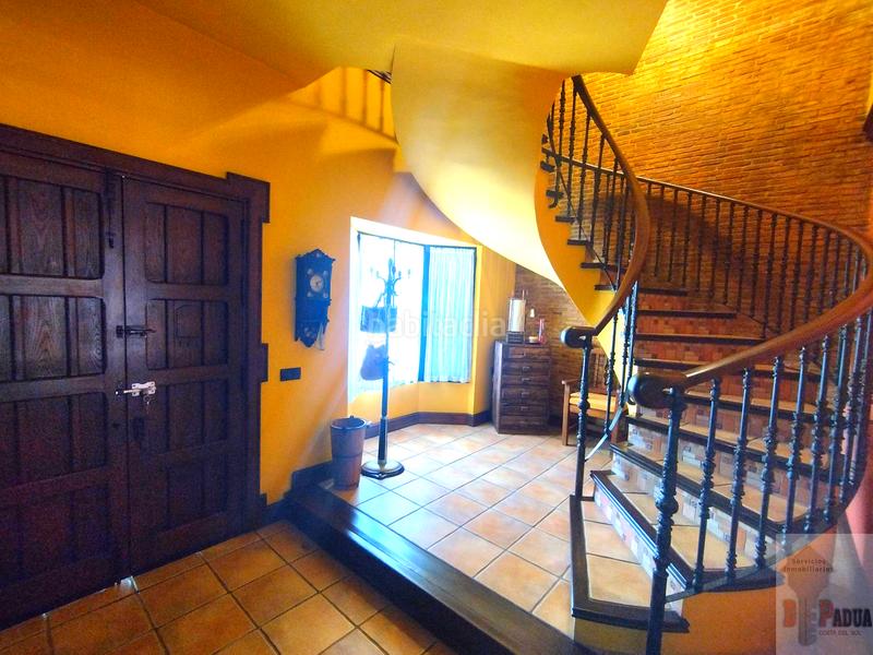 Foto d4cdab1e-46a4-42ec-9e84-e6001914fa76. Chalet  en Campillos