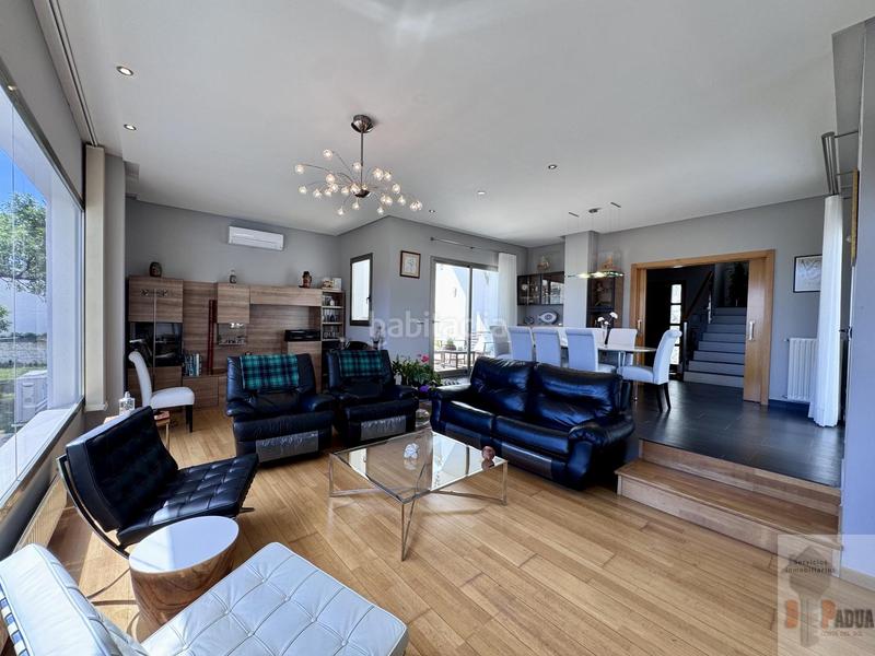 Foto abaca605-1755-485b-8d0d-625d473ce03a. Chalet con riscaldamento parcheggio piscina in Cerrado de Calderón - Hacienda Paredes Málaga