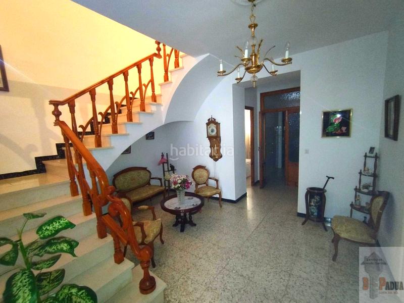 Foto 272f1250-5959-482d-8468-56ff4bec71e4. Maison avec parking dans Campillos