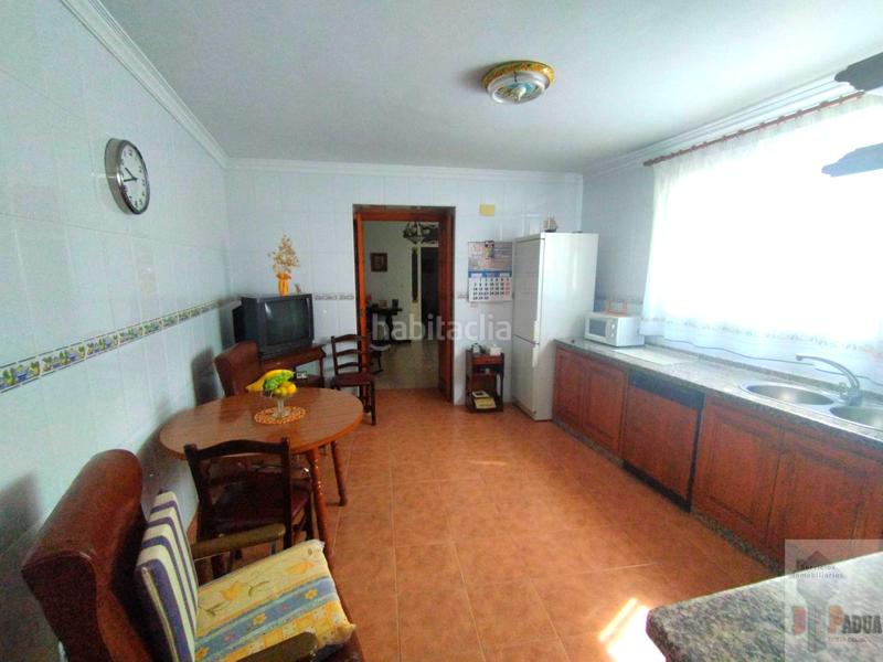 Foto 940e9cc5-2223-44a7-ad57-7632d58e3e38. Maison avec parking dans Campillos