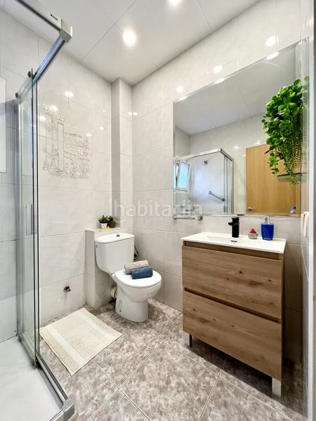 Foto a38c4012-9620-4d0a-993d-423bc976bab9. Etagenwohnung mit heizung in Congrés - Indians Barcelona