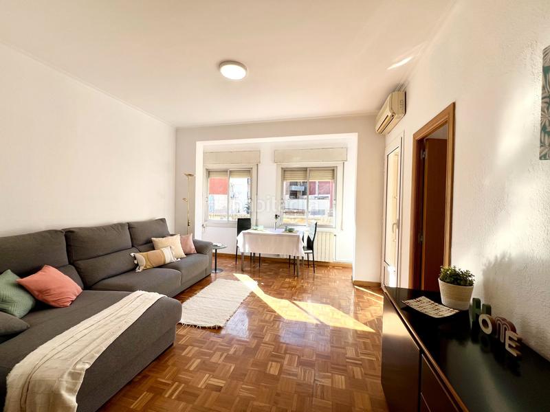 Foto e62e9b84-514e-4745-9ddd-98c49fdd8a46. Etagenwohnung mit heizung in Congrés - Indians Barcelona