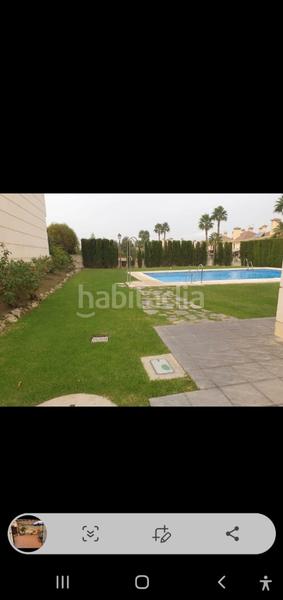 Foto 615b32df-f6d3-4edf-a84e-e55a4bfd00a6. Chalet avec cheminée parking piscine dans Capellanía - Retamar Alhaurín de la Torre