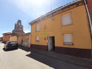 Maison à Valdefresno