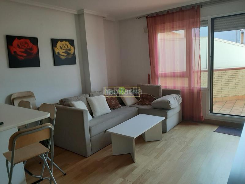 Foto ad85b33e-d271-43dc-9727-21d2b338294c. Apartment with heating parking in Armunia León