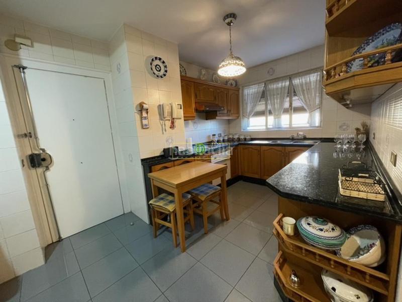 Foto 9785171c-3a8c-4f71-a44a-5c6cbcd7146c. Pis amb calefacció aparcament a Centro Ciudad León