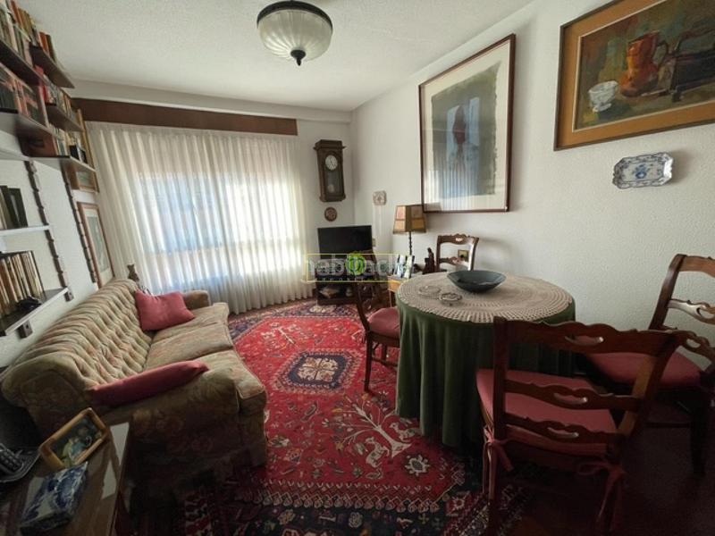 Foto deacf9c1-4fcb-4e7f-bb20-c6b76860e6bb. Pis amb calefacció aparcament a Centro Ciudad León