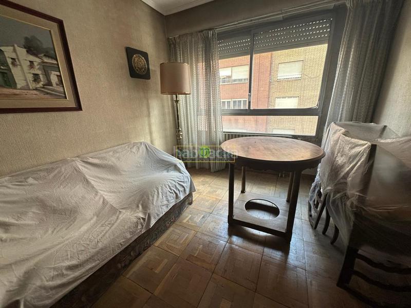Foto 322f112d-2605-40a8-b775-b6a303f7fa57. Appartement dans ordoño ii 39 dans Centro Ciudad León