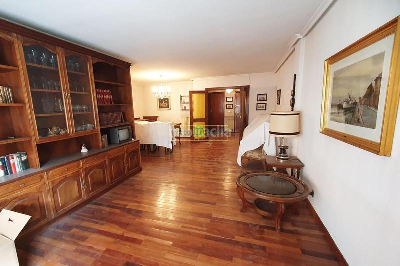 Foto 5bc540ab-b73e-4319-ab46-9e1c2ea2c883. Appartement dans ordoño ii 39 dans Centro Ciudad León