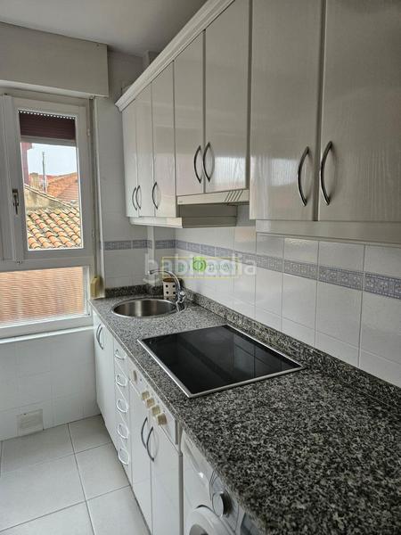 Foto 8527316c-a4da-45b5-84e1-abf5e0507fa5. Appartement in Trobajo del camino