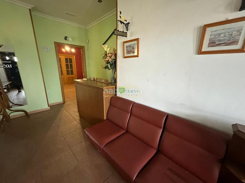 Foto e037ad29-d735-4655-b941-dcf3219c0334. Edificio en Burgo Ranero (El)