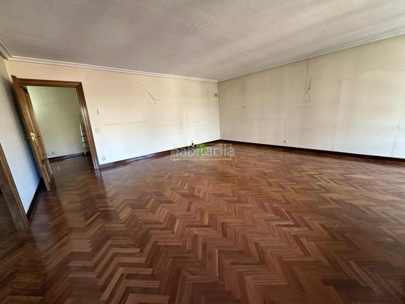 Foto eab28ba7-90d2-44e9-9290-65727de25dab. Flat in alcazar de toledo 5 in Centro Ciudad León