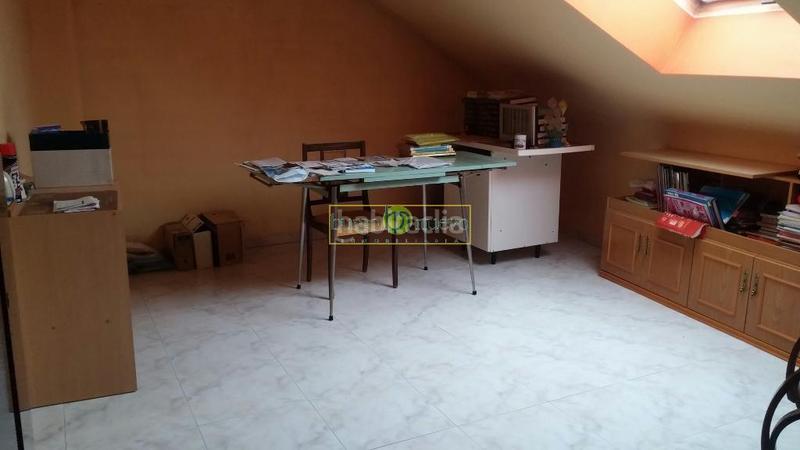Foto 094ac77e-90b0-415c-b815-308d514820d6. Casa amb calefacció aparcament a Armunia León