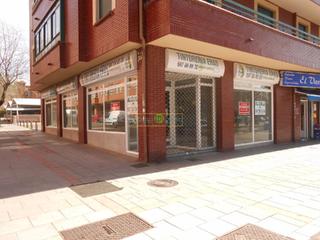 Location Local commercial  Reyes leoneses