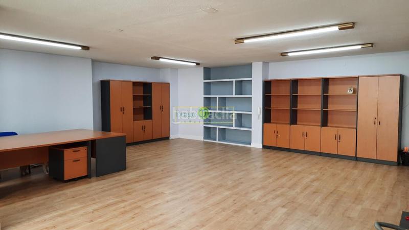 Foto 86e4ee49-c6f1-47c0-bdd8-1fa48e3bb8c7. Location bureau avec chauffage dans Centro Ciudad León