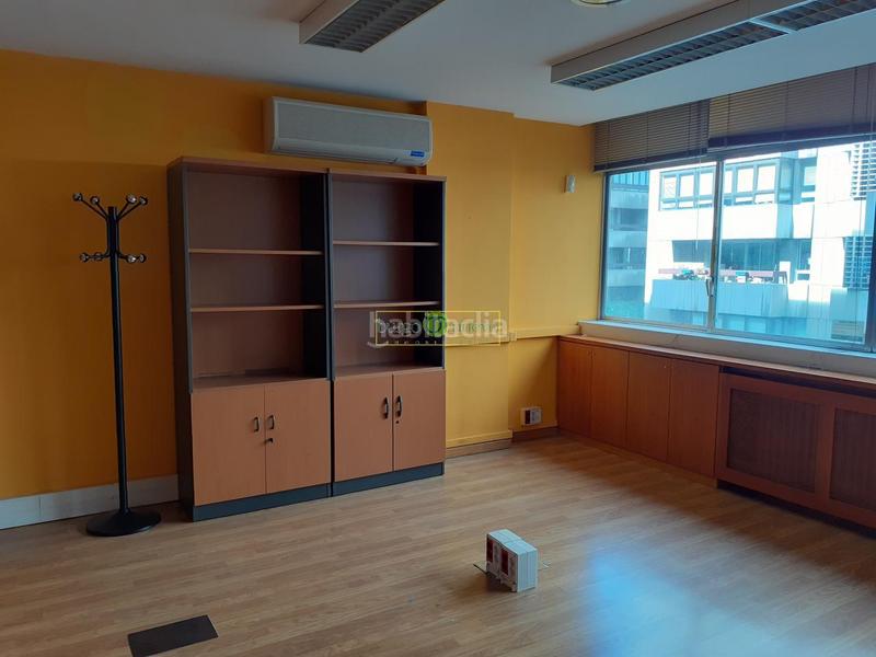 Foto a35e18a7-7d44-4626-87a8-df43bace32ea. Location bureau avec chauffage dans Centro Ciudad León