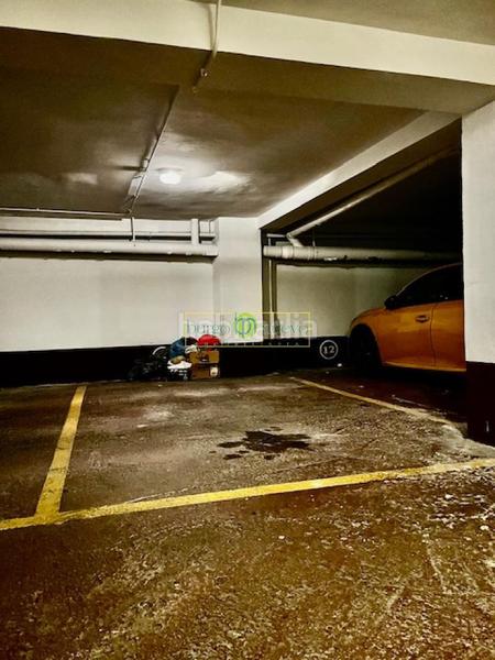 Foto e0fe7916-deba-4f59-8bcb-e872abb841aa. Miete autoparkplatz in Casco Antiguo León