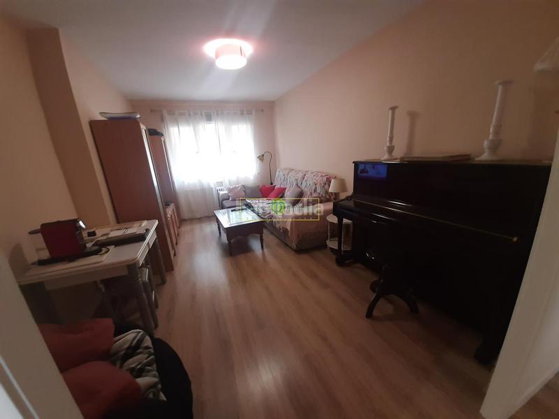 Foto 73b8ad00-d515-46a6-b417-45ba852ffa09. Appartement avec chauffage parking dans Crucero León