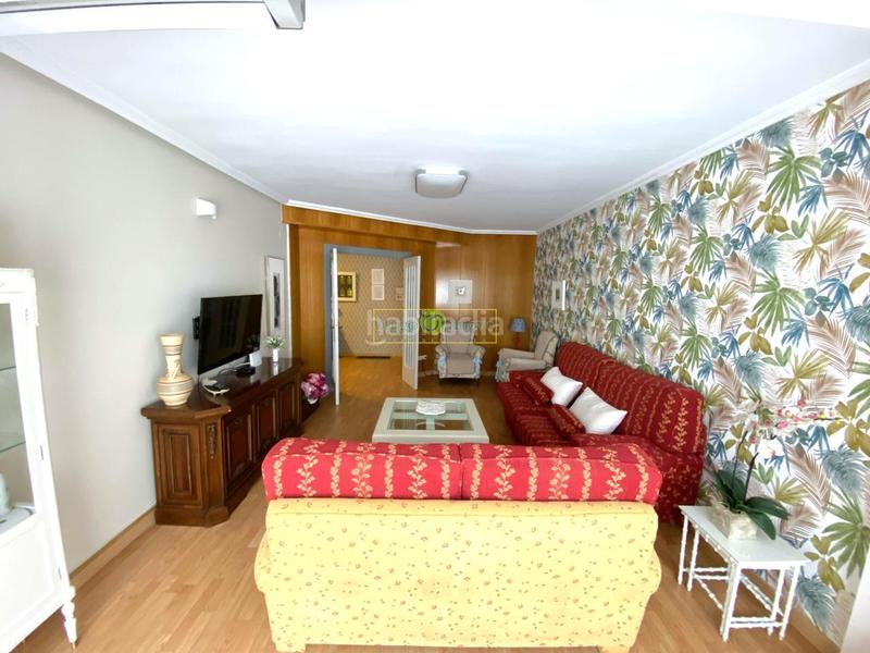 Foto 2da8bbd5-a328-42b6-83ce-ce79628b2956. Pis amb calefacció aparcament a Centro Ciudad León