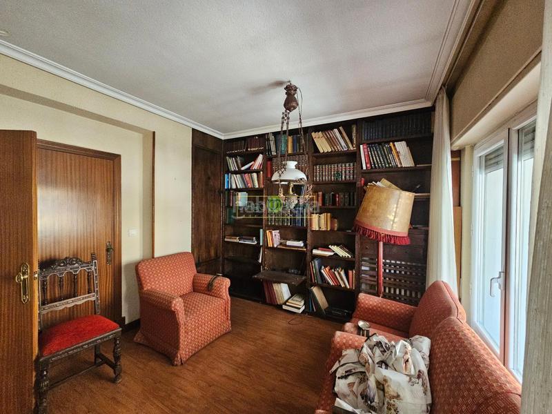 Foto d07333ce-bd5f-45d1-8c9c-c8f3009e6f33. Apartamento en Centro Ciudad León