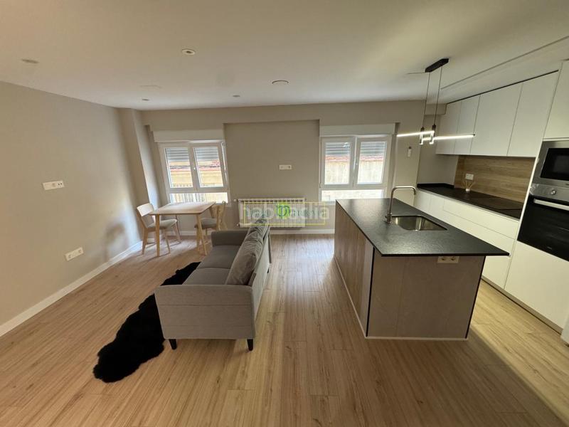 Foto 4420b144-e1bf-4e97-a6f8-2b965e09b349. Apartament amb calefacció a Centro Ciudad León