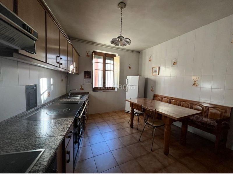 Foto 63517630-6ce7-4244-abd4-bbd5bd094db3. Casa magnifica casa unifamiliar, con patio en Quintana del Castillo