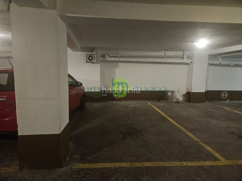 Foto b0d8bdb4-aef7-4fe3-8b1f-5dba243744e2. Affitto posto auto in Casco Antiguo León