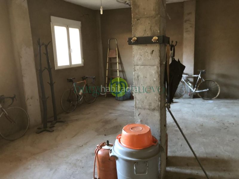 Foto 432ce574-a477-477d-b5d2-b632b3e9ce6b. Casa amb calefacció aparcament a Cuadros
