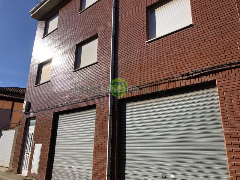 Foto 76e976a6-f2ca-42d3-8ca3-6d0d0a71e10d. Casa amb calefacció aparcament a Cuadros