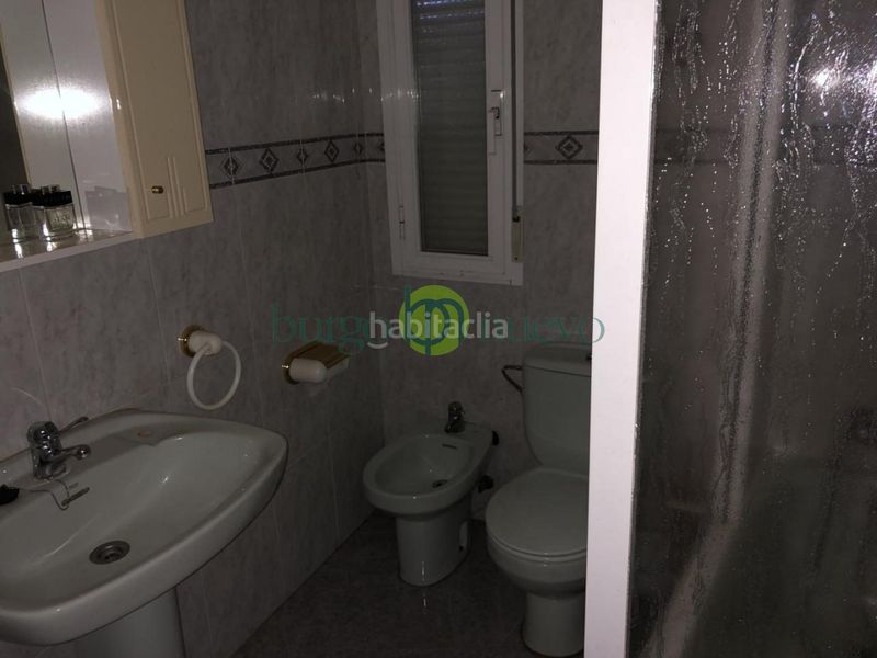 Foto dee10fba-83be-486c-a014-62f8efa75427. Casa amb calefacció aparcament a Cuadros