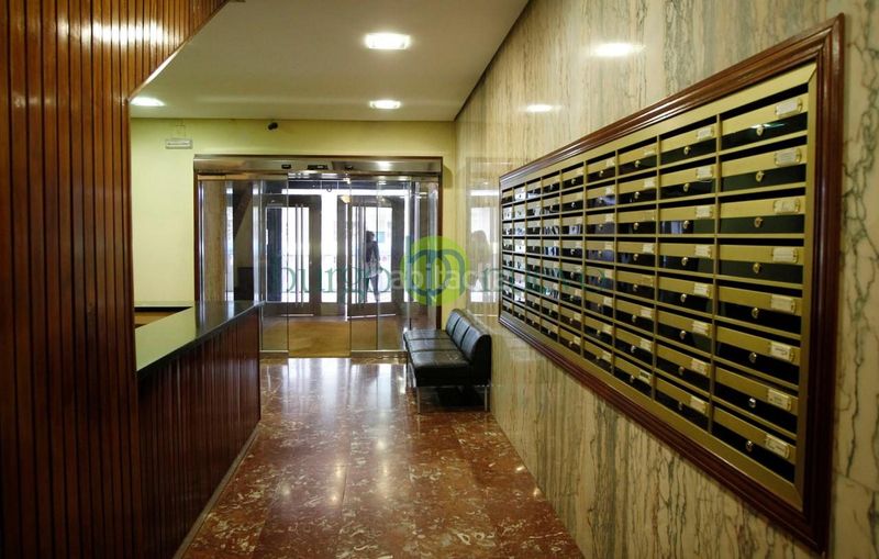 Foto ea914506-5ffe-4c81-b61d-996307cc6c46. Miete büro mit heizung in Centro Ciudad León