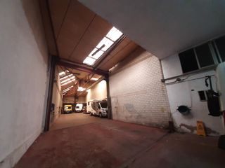 Location Bâtiment à usage industriel  Calle industria 3 villaobispo. Nave en alquiler en villaobispo de las regueras
