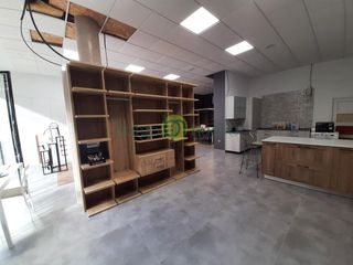 Local Comercial a Calle Santos Olivera 18 Bajo 24005 Leon