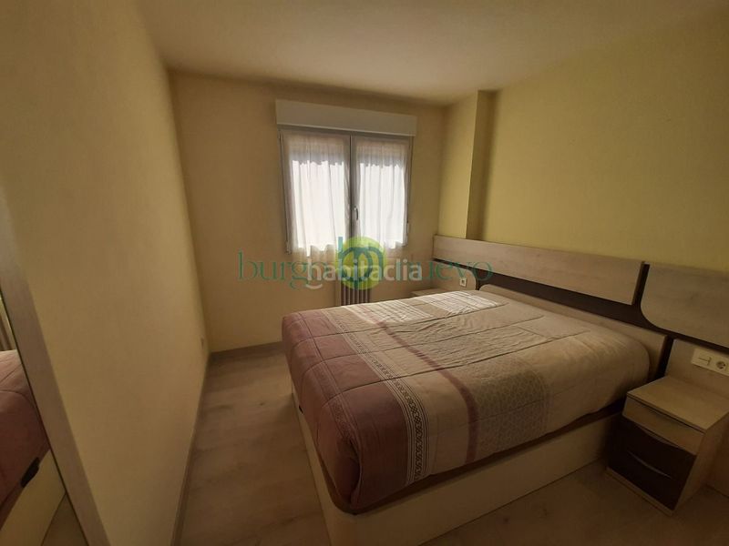 Foto 5eeb4408-babb-4e9b-ada6-a0a451294f37. Lloguer pis amb calefacció aparcament a Crucero León