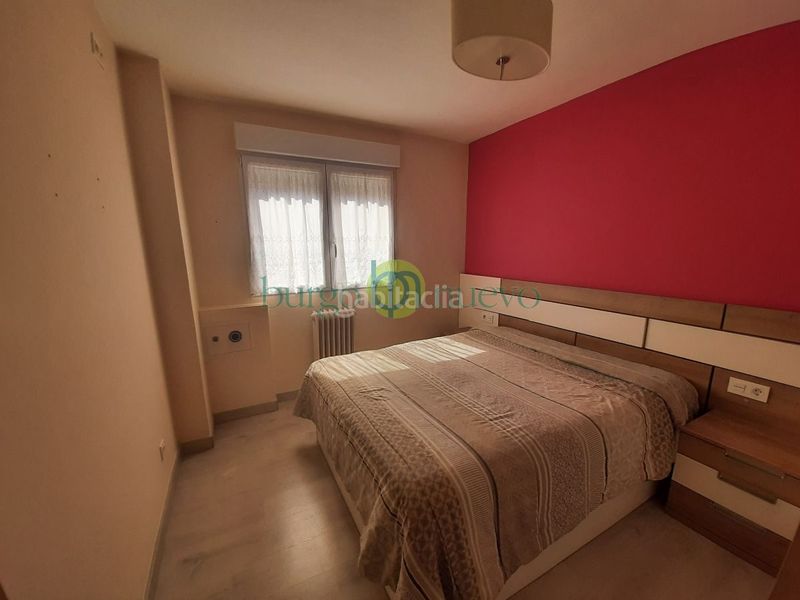 Foto 826824bb-567c-4b6e-8e45-e380a4454743. Lloguer pis amb calefacció aparcament a Crucero León