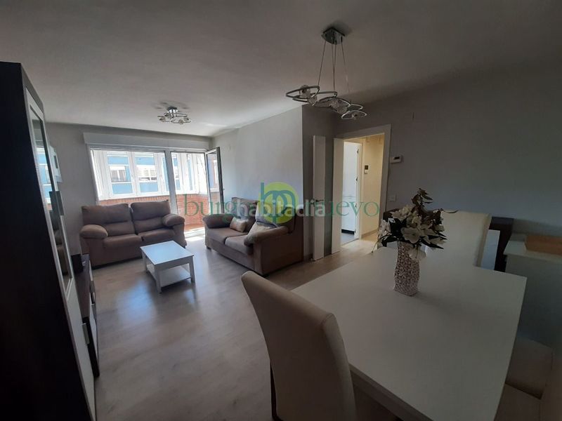 Foto 9d1832d6-4bbb-446a-bd9d-6461dd75174d. Lloguer pis amb calefacció aparcament a Crucero León