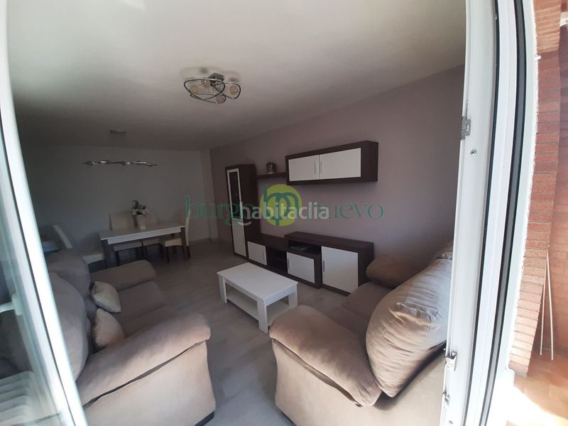 Foto bc919fed-b46d-4082-929c-fccb46f069cb. Lloguer pis amb calefacció aparcament a Crucero León