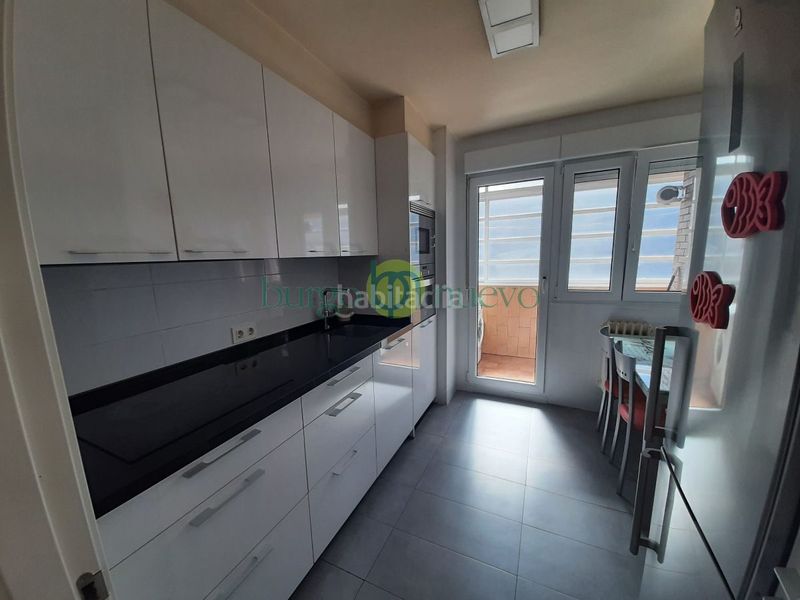 Foto bce2bdd9-3952-4df1-bdaf-8914a8de0ba2. Lloguer pis amb calefacció aparcament a Crucero León