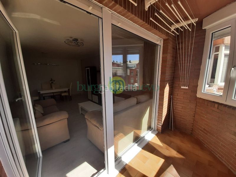 Foto e24b173c-ad7a-4053-8bdf-4c7e2af7e13c. Lloguer pis amb calefacció aparcament a Crucero León