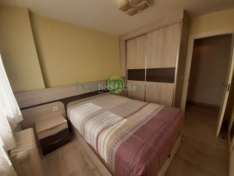 Foto ff519176-587f-4f33-9fc4-2aa6001ac506. Lloguer pis amb calefacció aparcament a Crucero León