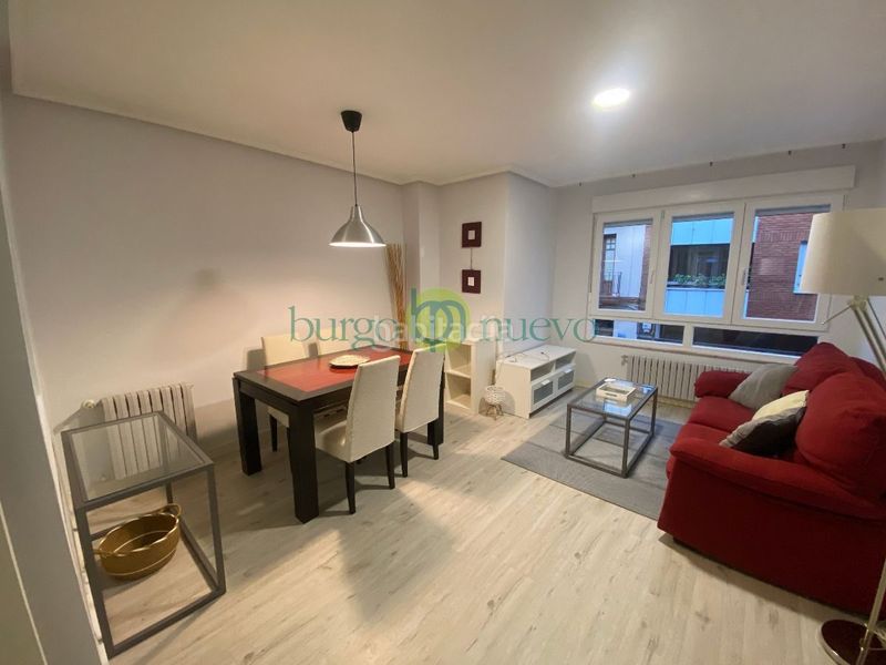 Foto 4d540f15-9cbe-48d4-bf5a-8a5ceb19f761. Lloguer apartament amb calefacció a Centro Ciudad León