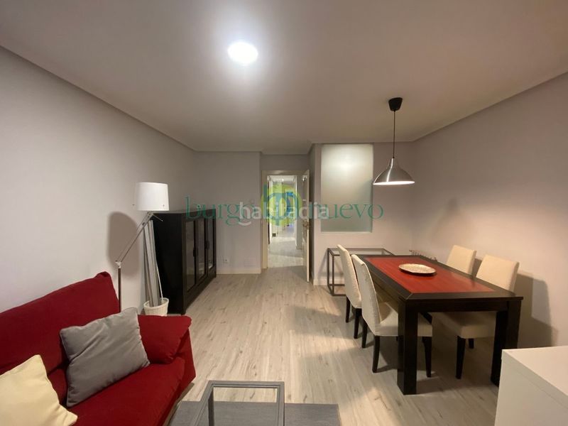 Foto 5eb23971-c744-4652-b2d0-755176a1083c. Lloguer apartament amb calefacció a Centro Ciudad León