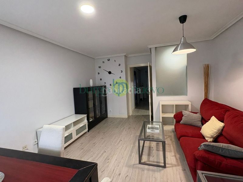 Foto ab5cbea6-8d76-46e1-8b6a-ce2eeb7a6bce. Lloguer apartament amb calefacció a Centro Ciudad León