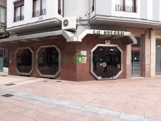Local commercial  Calle fuero. Local en calle fuero, 2 centro