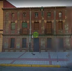 Maison  Calle gomez de salazar. Edificio para rehabilitar zona estacion y palacio congresos