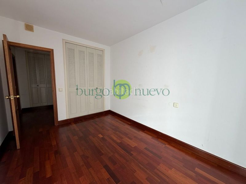 Foto 0def9ffd-10ee-4821-a35d-0029c2f97224. Appartamento con riscaldamento parcheggio in San Claudio - La Chantría León